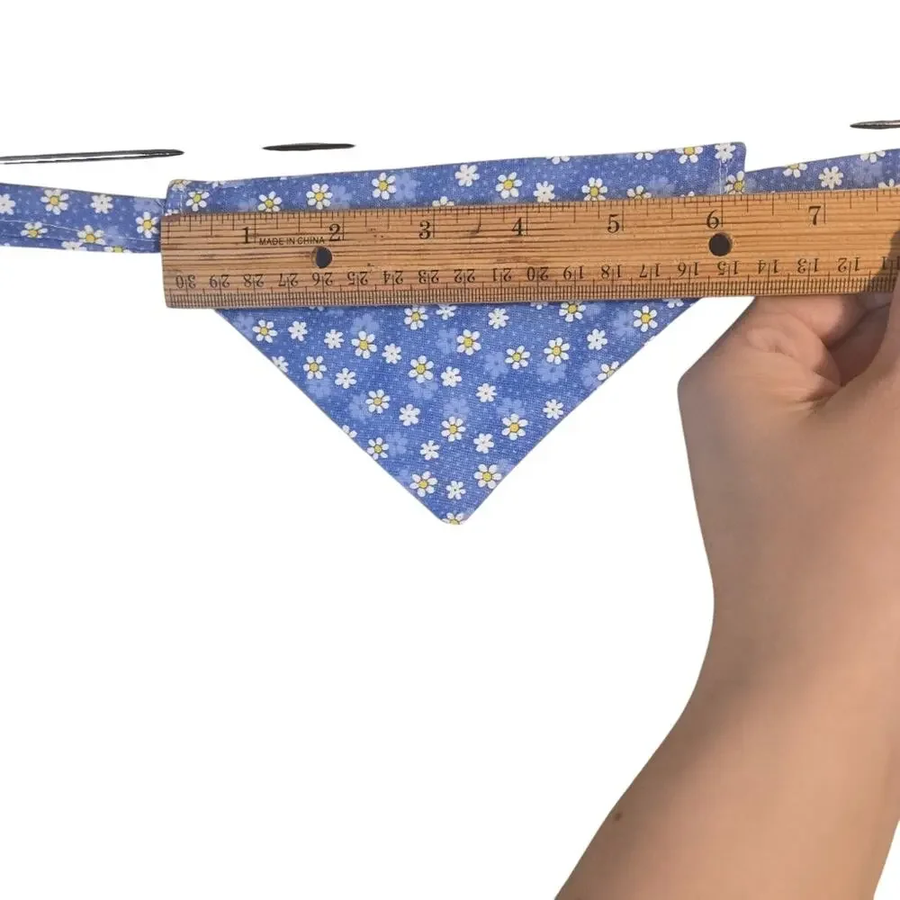 Blue Daisy Floral Cotton Bandana Pet Scarf/Neck Tie for Puppy/Kitten/Cat/Dog